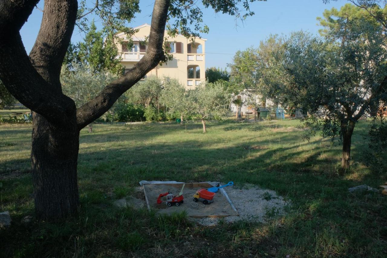 Apartmani Bosiljka Nin Zewnętrze zdjęcie