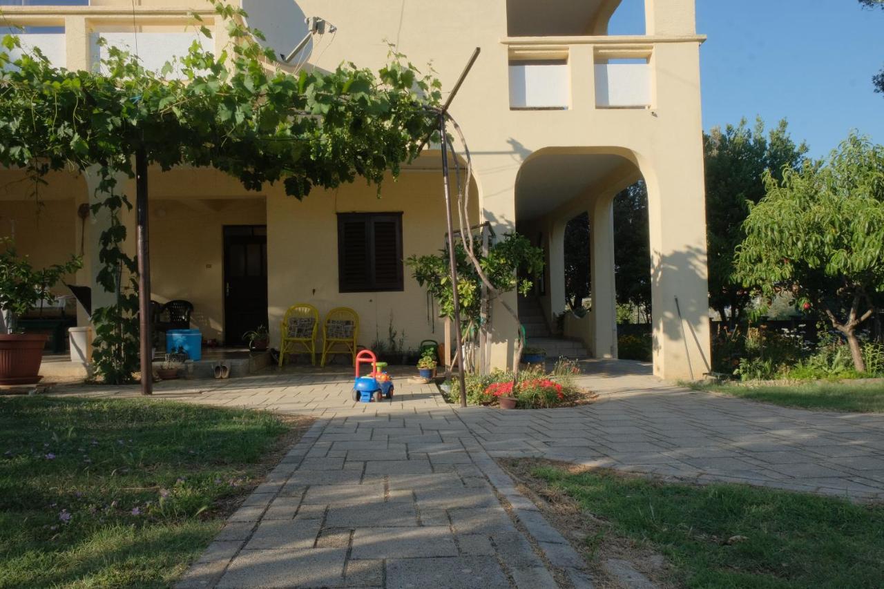 Apartmani Bosiljka Nin Zewnętrze zdjęcie